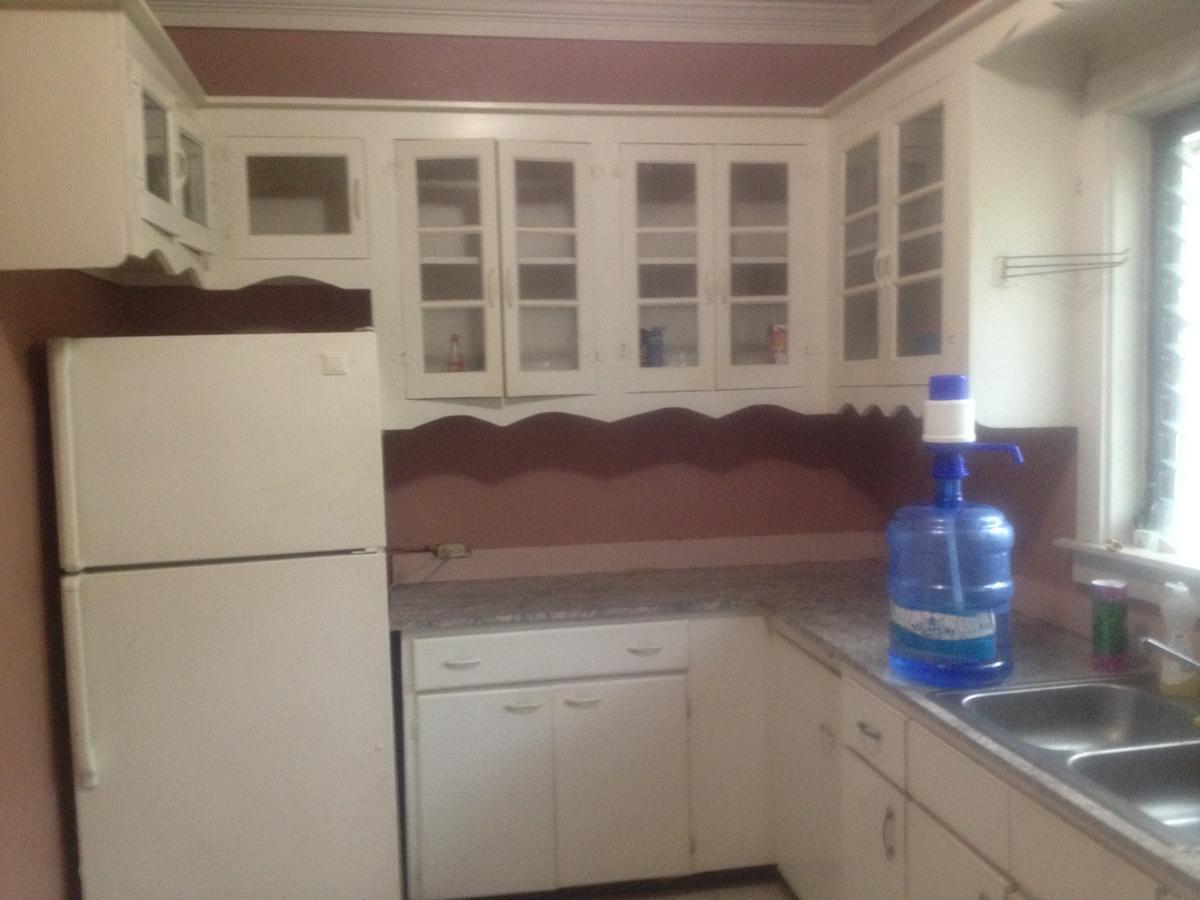 Da Pink And White Castle Bed & Breakfast *